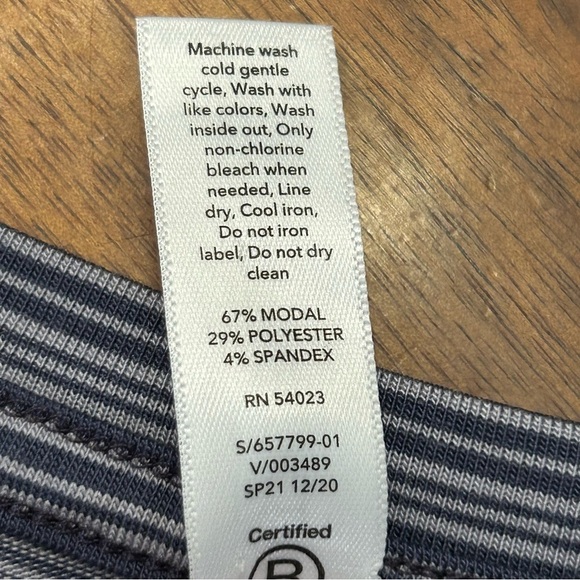 Athleta Women’s Cloudlight Stripe Muscle Tank Top Plus Size 3x Purple/blue Gym - Picture 9 of 9